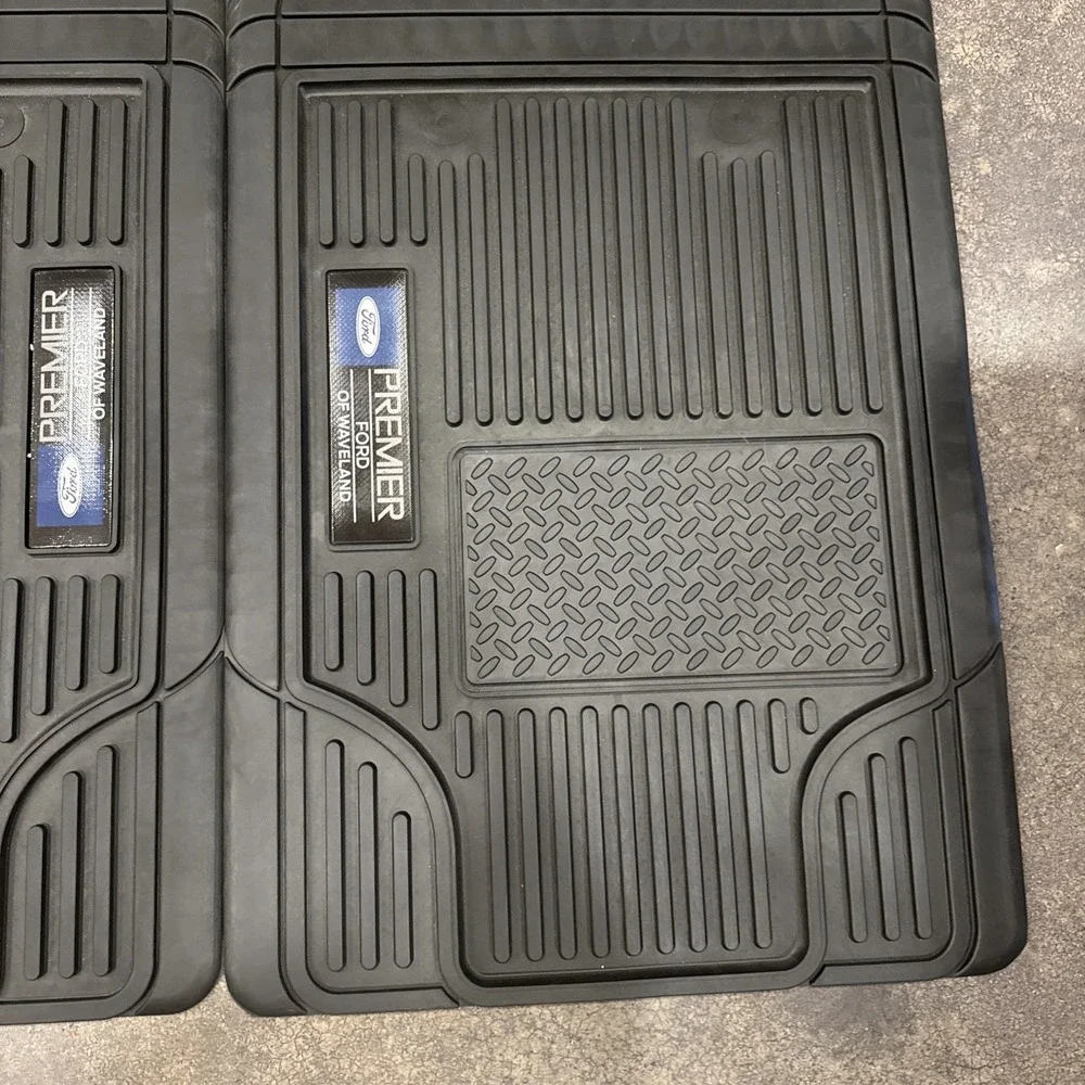 Set of 2 EUC Ford Floor Mats‎